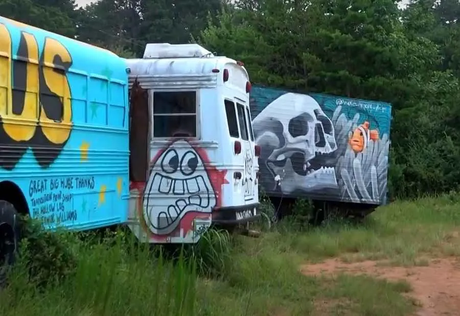 School Bus Graveyard in Alto Georgia skull and nemo graffiti art