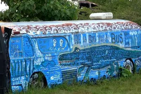 graffiti art School Bus Graveyard in Alto Georgia