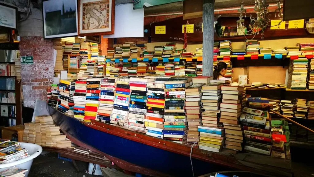 Gondola full of books in Venice