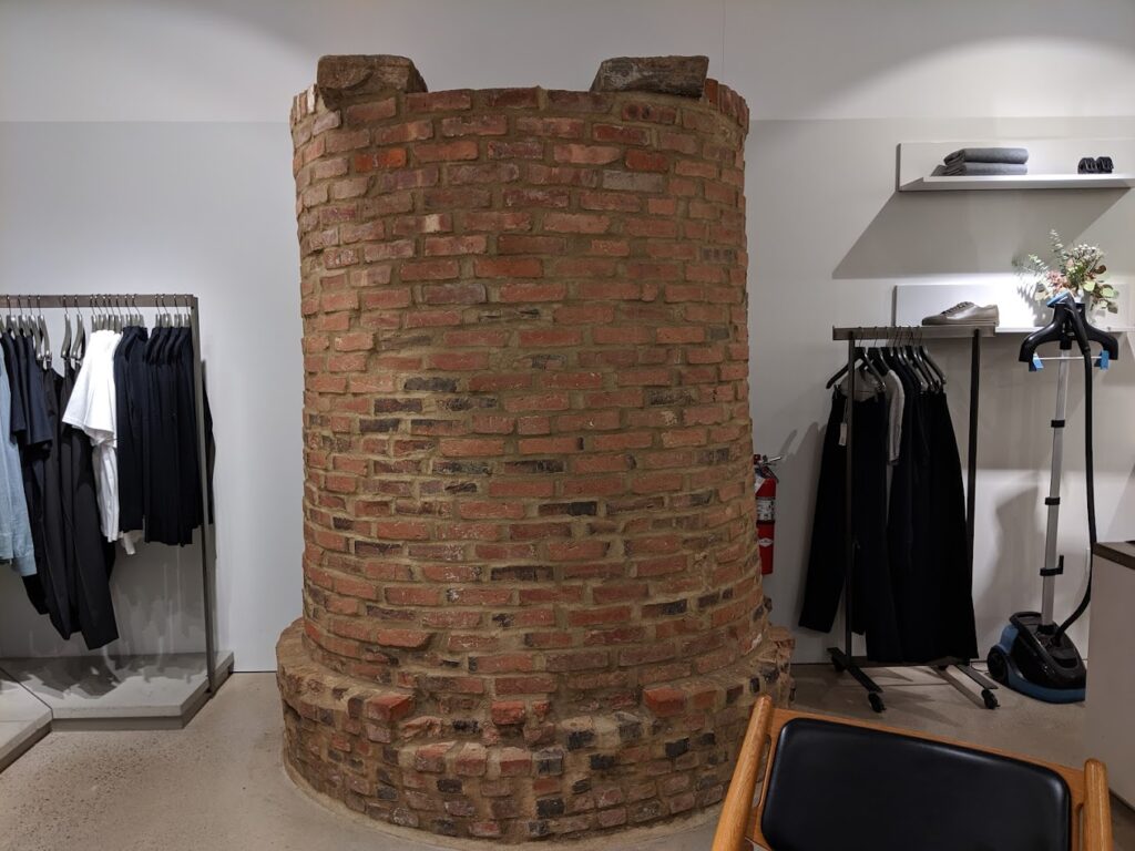 Red brick well in SoHo