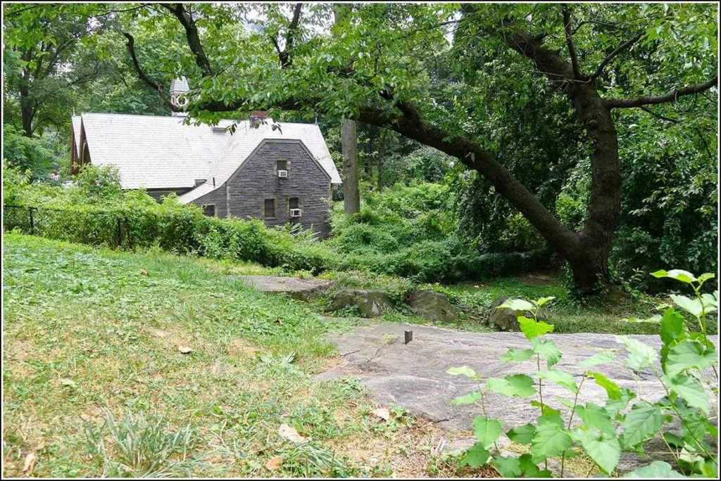 The Central Park Bolt is right behind the Dairy