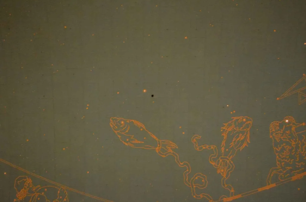 The Cold War hole near Pisces in Grand Central