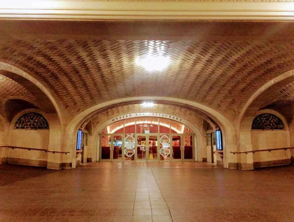 oyster restaurant in Grand Central
