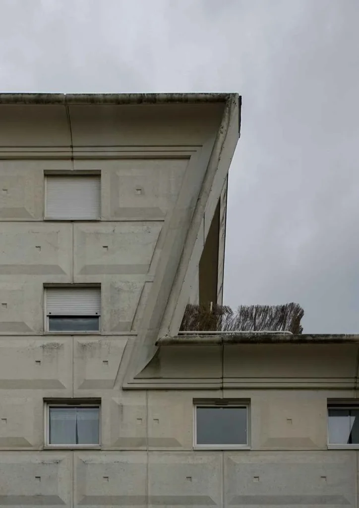 Urban art blending sculpture and architecture
